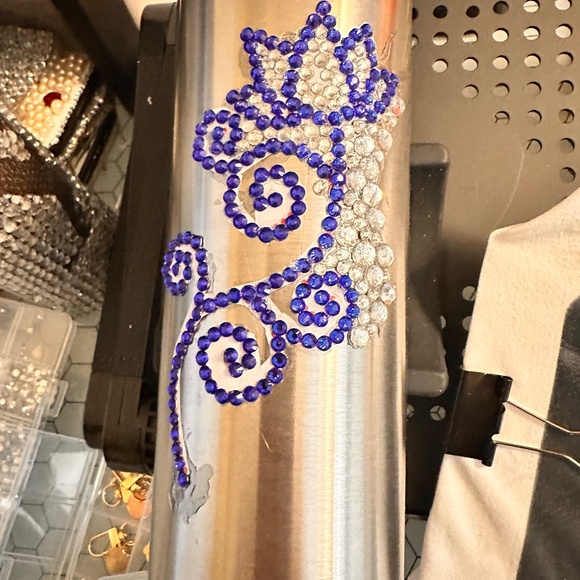 Rhinestone Tumbler with name and design - Picture 3 of 3